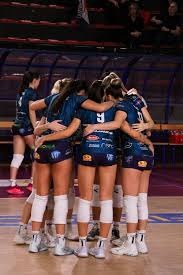 将在欧国联半决赛交手，登贝莱将社媒头像换成和加维的合影